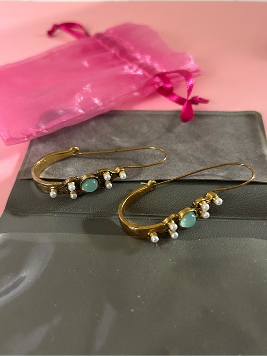Source Unknown Jewelry - Gold-Tone Earrings with Mint Green Stones and Pearls